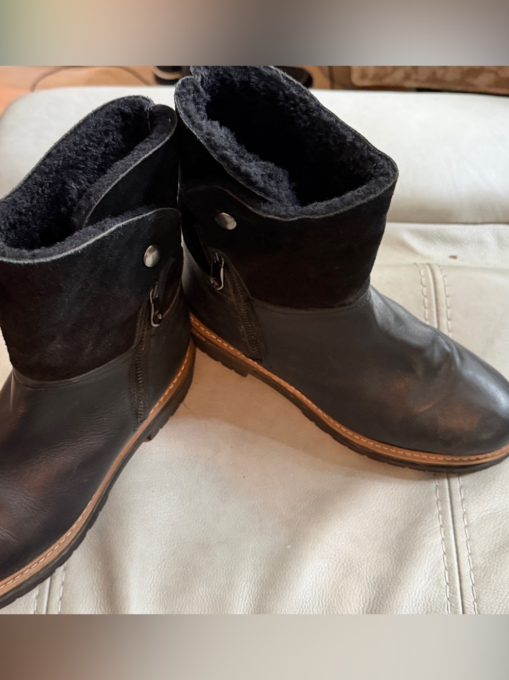 Women’s Black Leather & Suede Combat Boots with Lug Sole size 40 - Picture 7 of 7